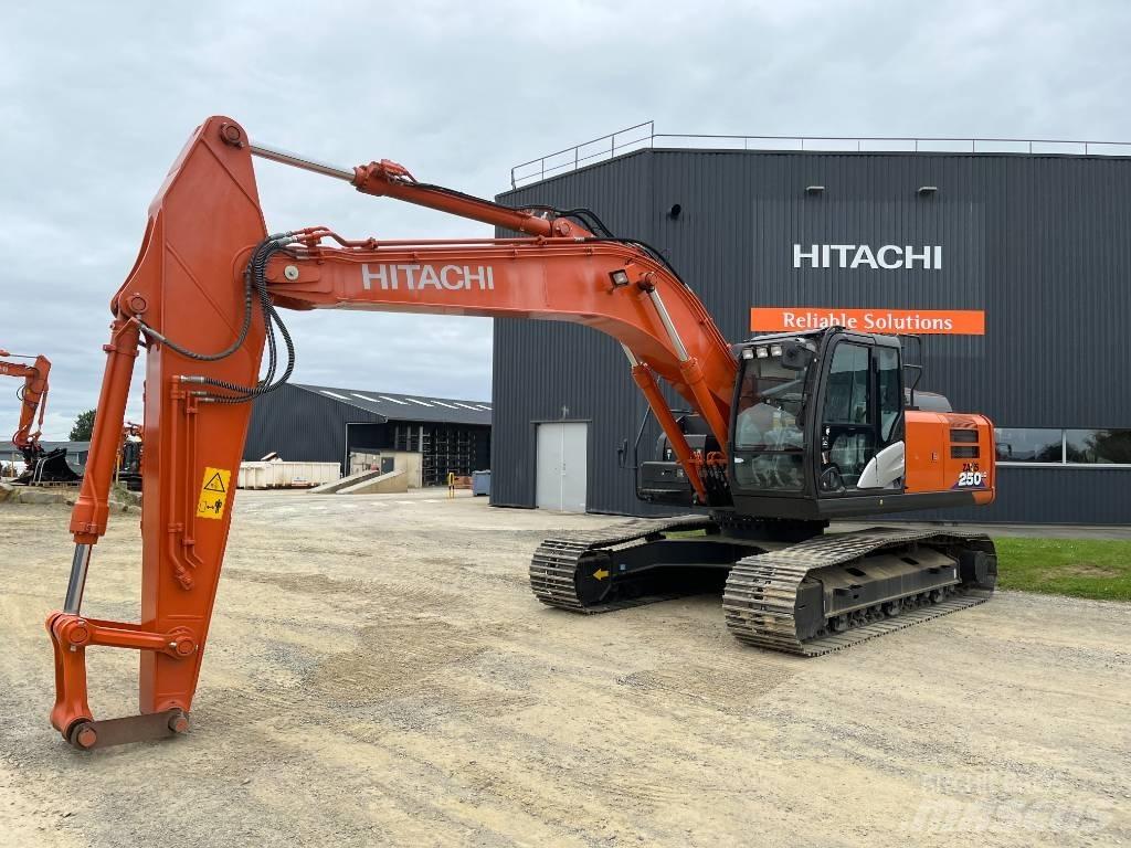 Hitachi ZX250LC-6 Paletli ekskavatörler