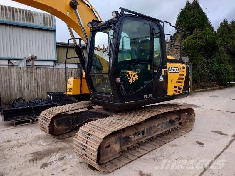 JCB JS 130 LC Paletli ekskavatörler