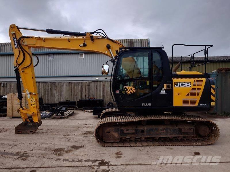 JCB JS 130 LC Paletli ekskavatörler