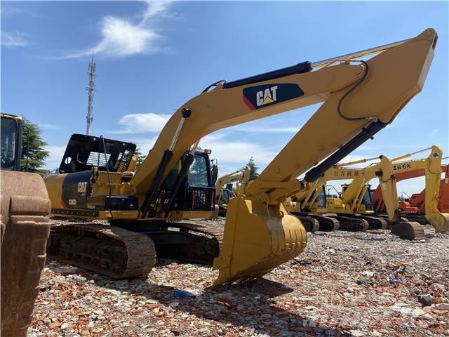 CAT 326D2 Paletli ekskavatörler