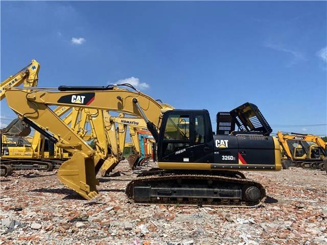 CAT 326D2 Paletli ekskavatörler