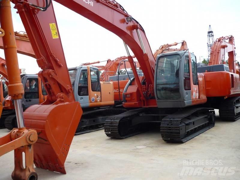 Hitachi ZX 225 US Paletli ekskavatörler