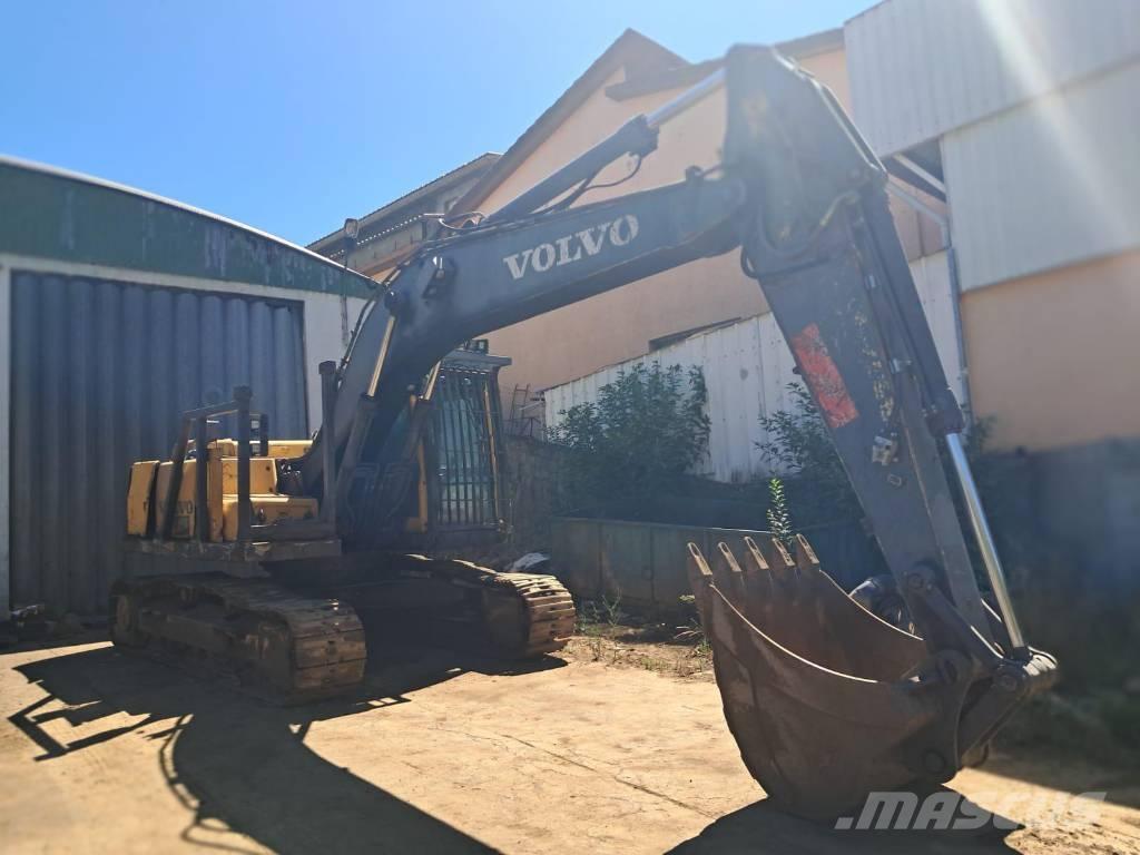 Volvo EC 210 B LC Paletli ekskavatörler