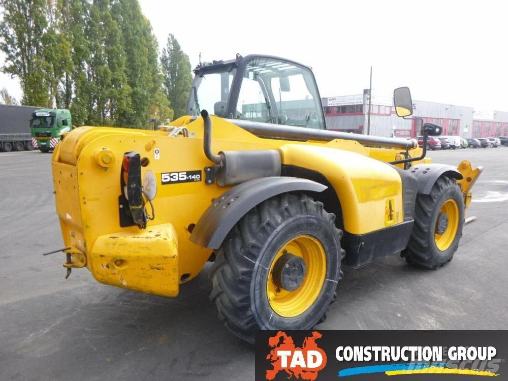 JCB 535-140 Hiviz Teleskopik yükleyiciler