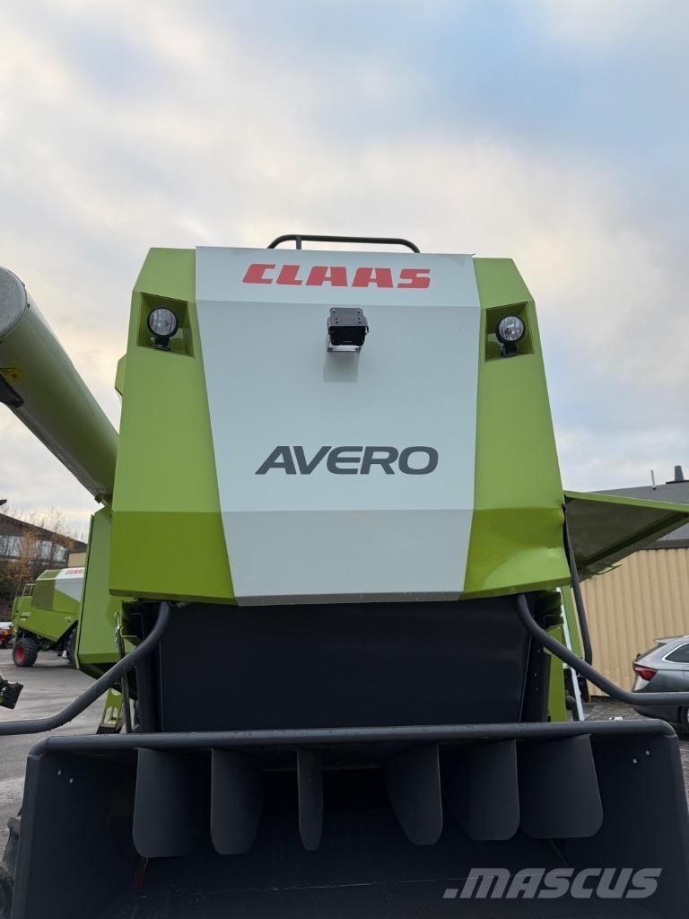 CLAAS Avero 240 Biçerdöverler
