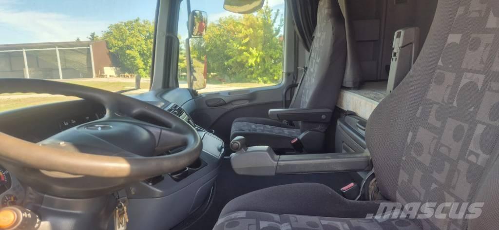 Mercedes-Benz Actros Orman makinesi taşıma kamyonları