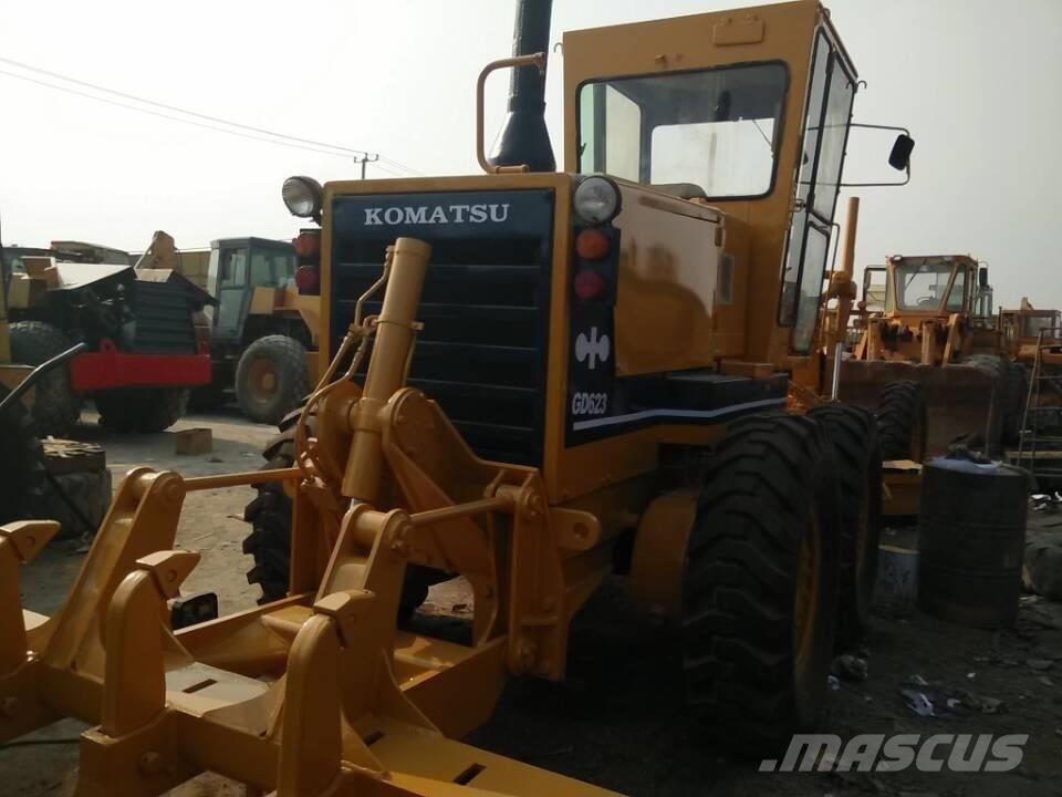 Komatsu GD 623 Greyderler