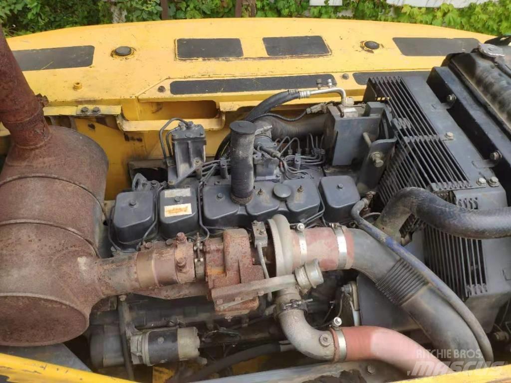 Komatsu PC 270 Paletli ekskavatörler