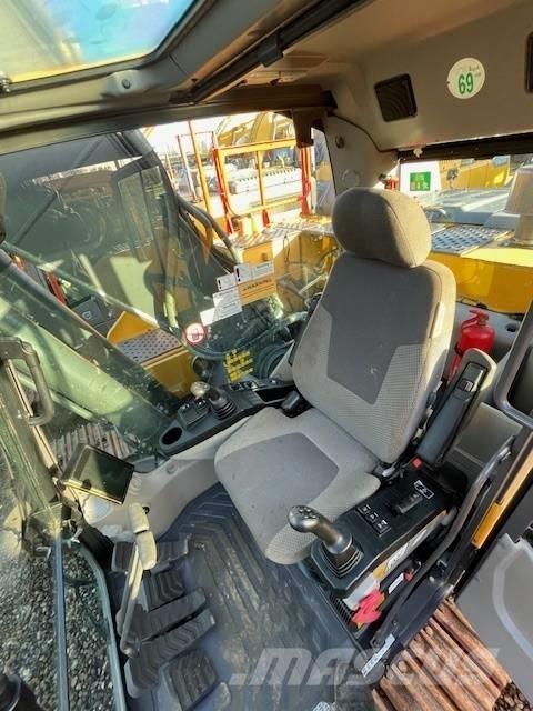 Volvo EC220EL Paletli ekskavatörler