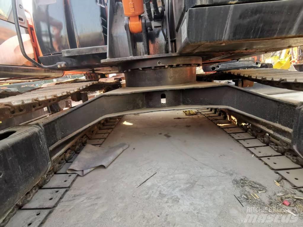 Hitachi ZX 70 Midi ekskavatörler 7 - 12 t