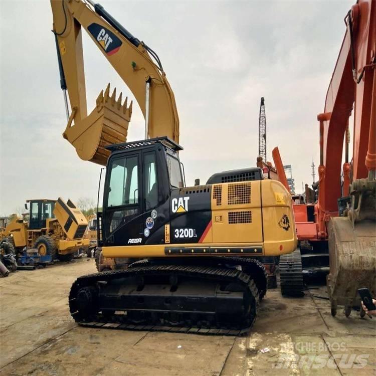 CAT 325DL Paletli ekskavatörler