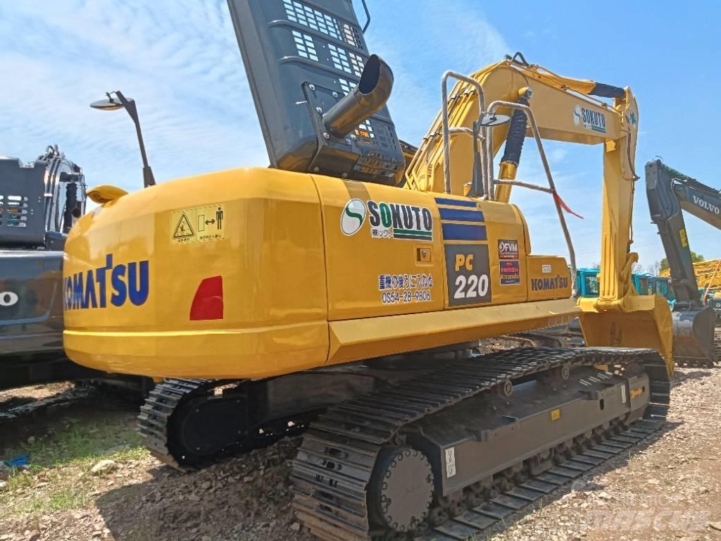 Komatsu PC 220-8 Paletli ekskavatörler
