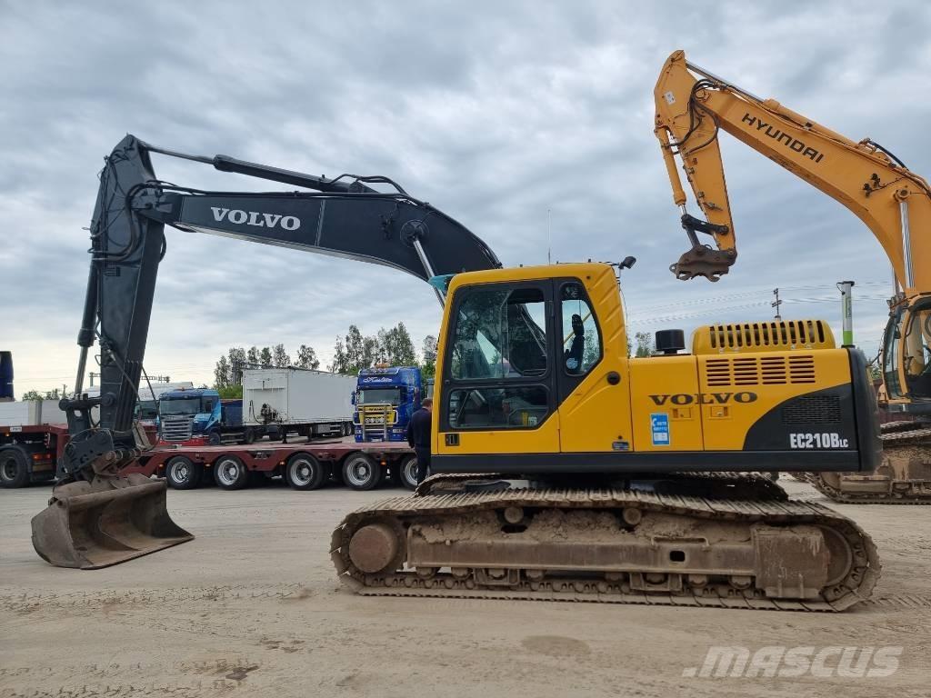 Volvo EC 210 B Paletli ekskavatörler