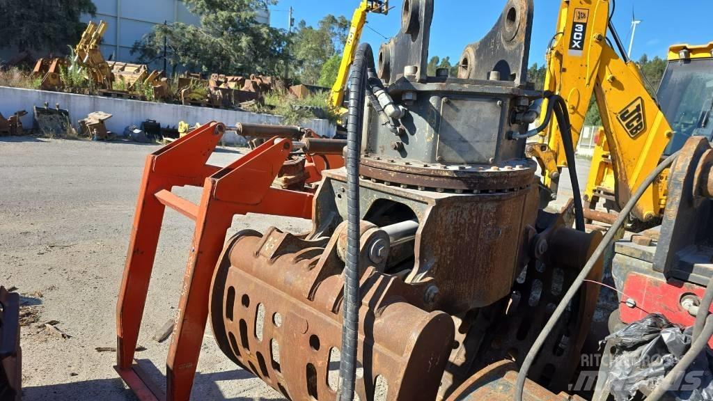 Liebherr 24625 Perdah makinalari