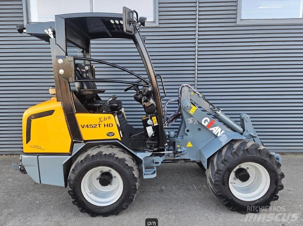 GiANT v452t hd x-tra Mini yükleyiciler