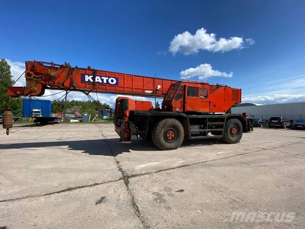 Kato KR 500 Arazi Tipi Vinçler (RT)