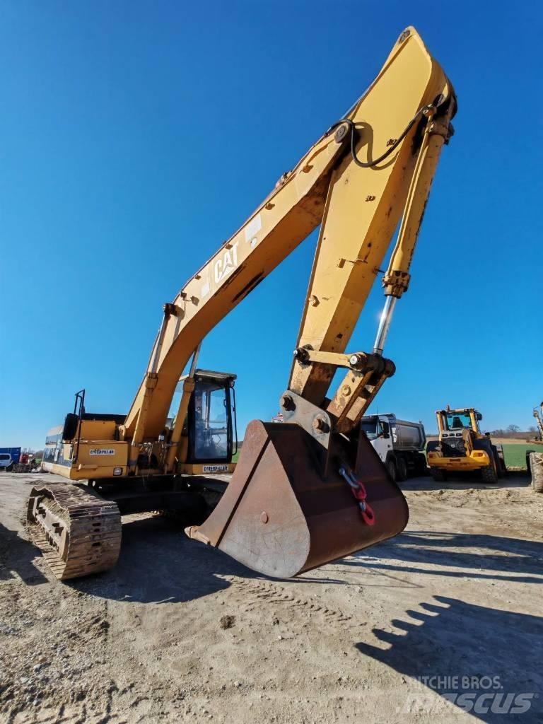 CAT 325 LN Paletli ekskavatörler