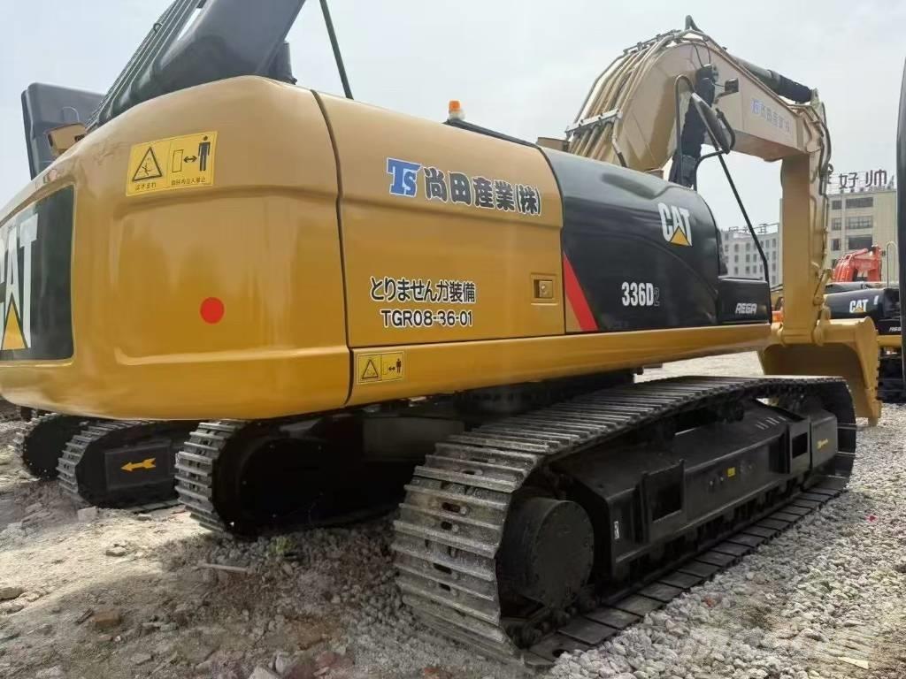 CAT 336D Paletli ekskavatörler