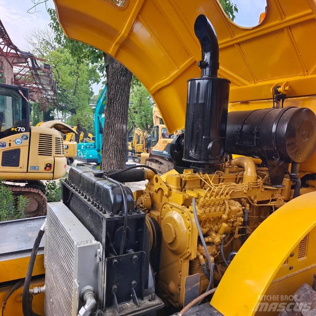 XCMG XS 223 J Tek tamburlu silindirler