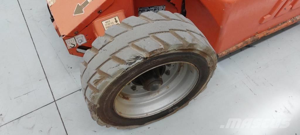 JLG E 450 AJ Körüklü personel platformları