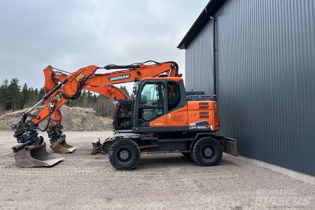 Doosan DX 165 W-5 Lastik tekerli ekskavatörler
