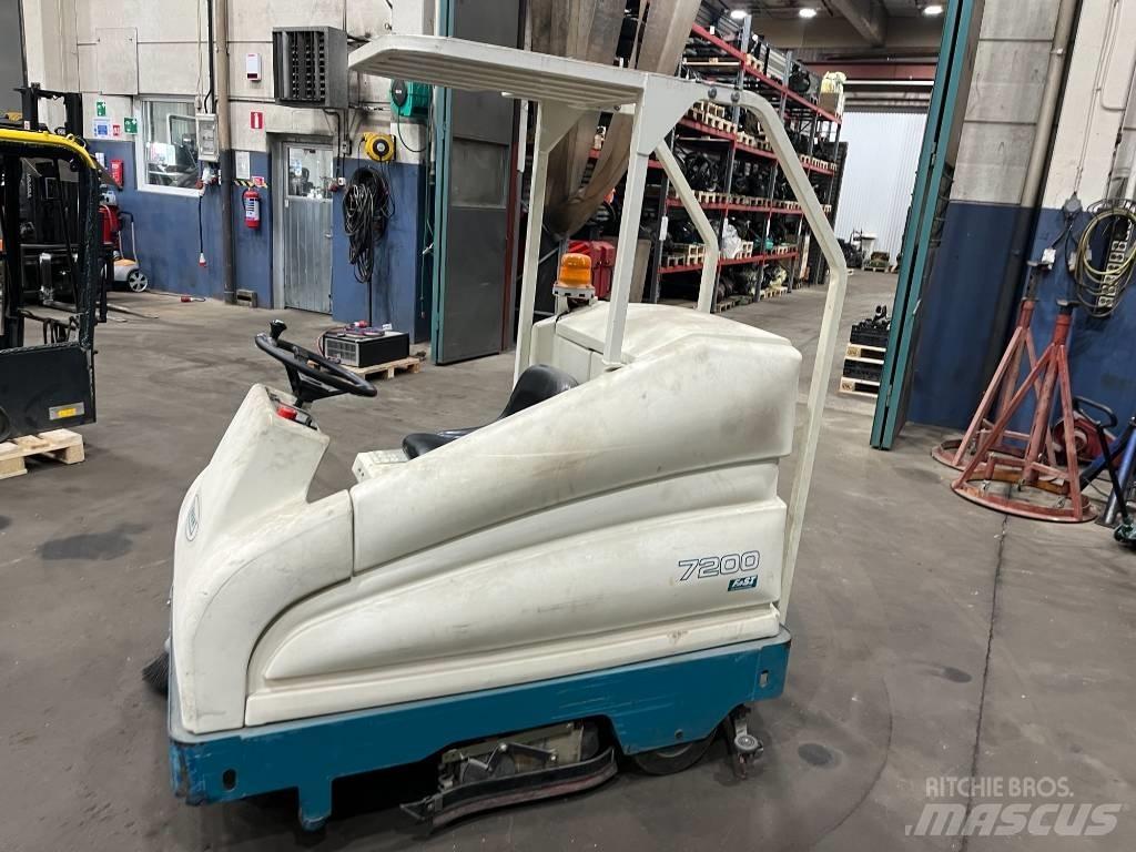 Tennant 7200 Diger yol bakim makinalari