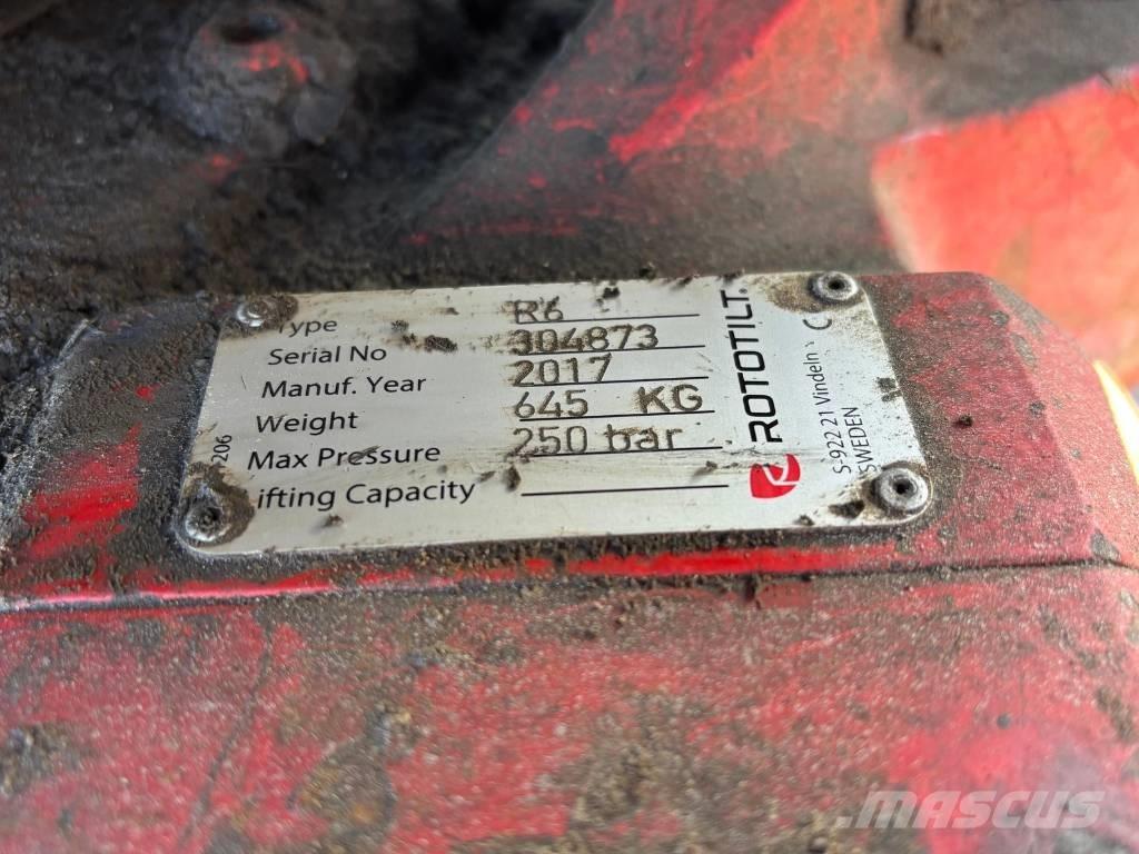 Volvo ECR 145 E Paletli ekskavatörler