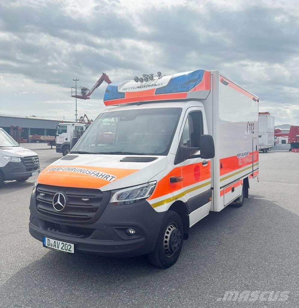 Mercedes-Benz 100 D Ambulanslar