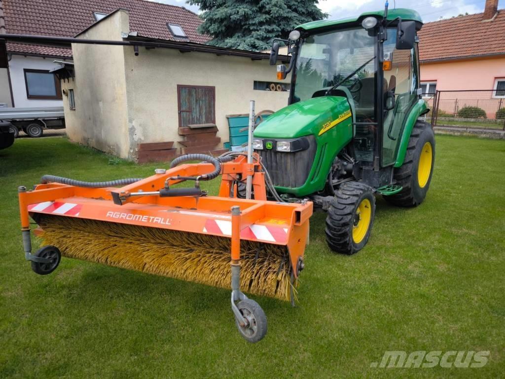 John Deere 3720 Traktörler