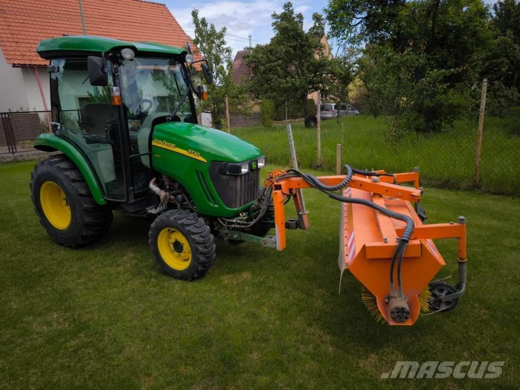 John Deere 3720 Traktörler