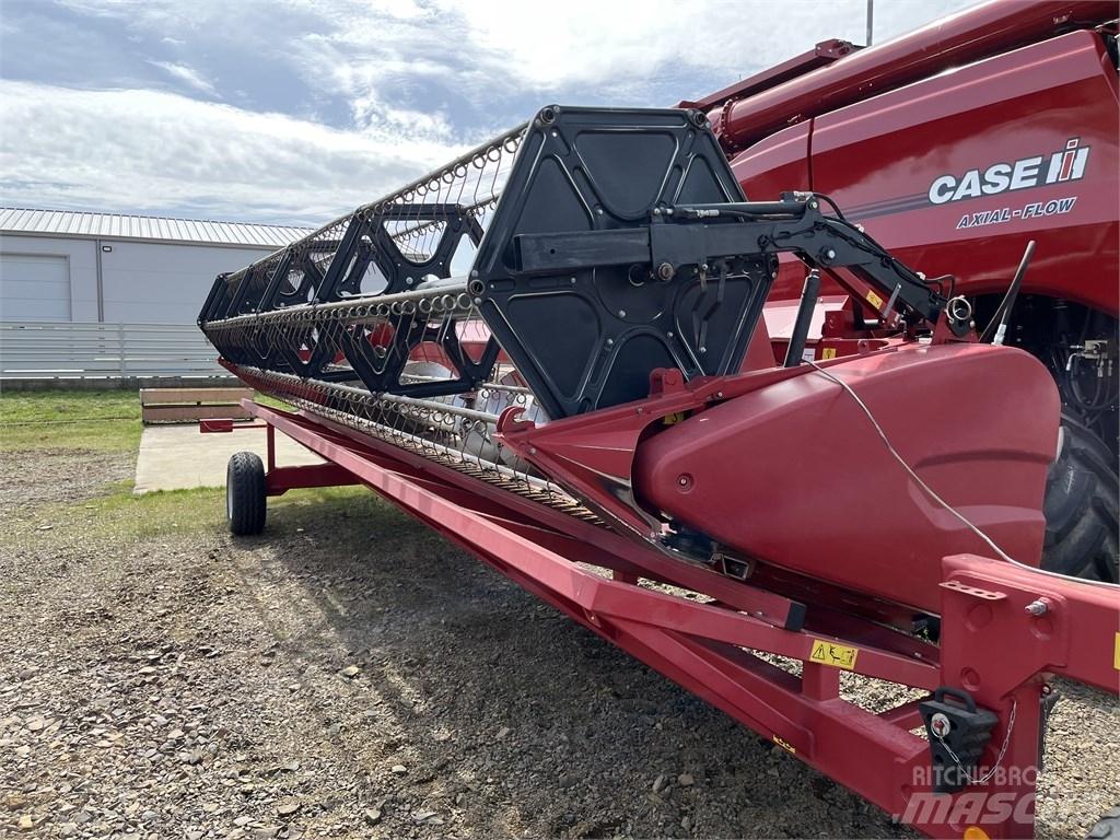 Case IH AF 7240 Biçerdöverler