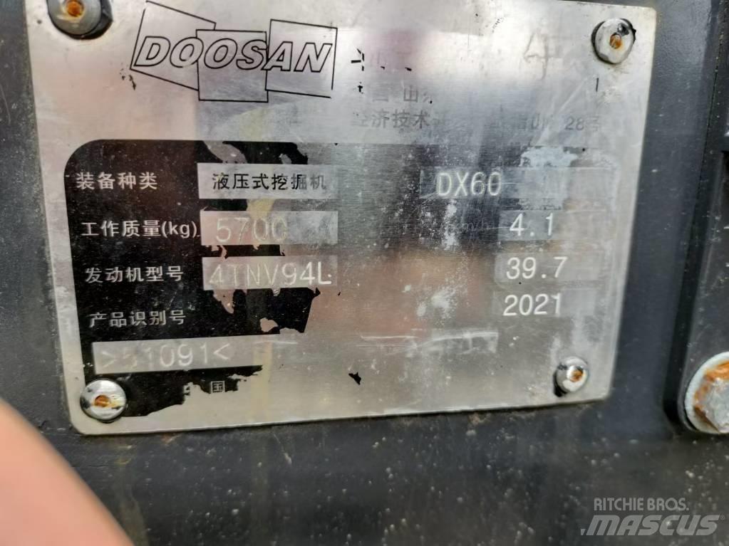 Doosan DX 60 Mini ekskavatörler, 7 tona dek