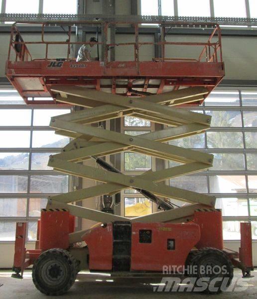 JLG 4394RT, 4x4 Makasli platformlar