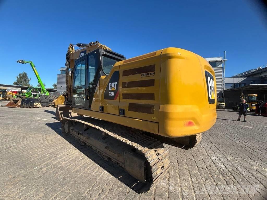 CAT 320 Paletli ekskavatörler