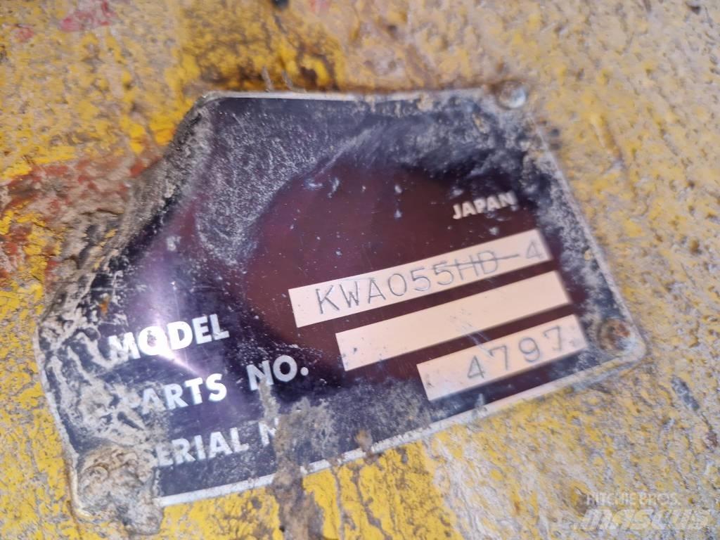 Komatsu KWA 055HD-4 Akslar