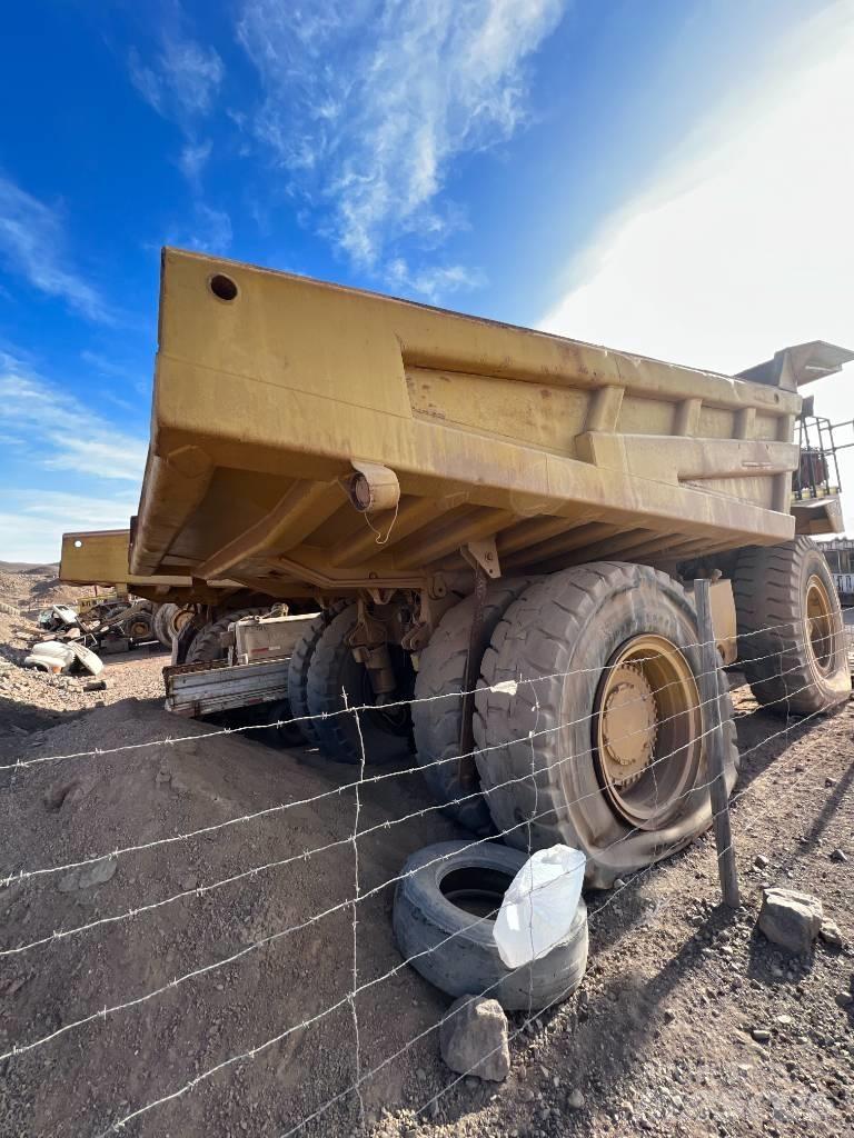 CAT 777 D Belden kirma kamyonlar