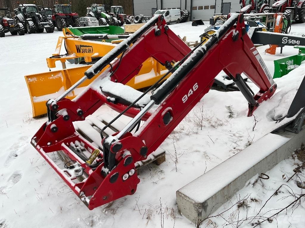 Massey Ferguson 945 Ön yükleyici ve kazicilar