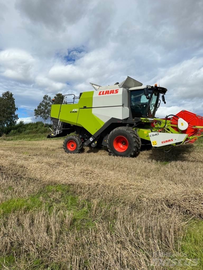 CLAAS Evion 430 Biçerdöverler