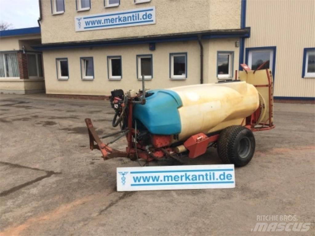 Holder NI 1000 Çekilir pülverizatörler