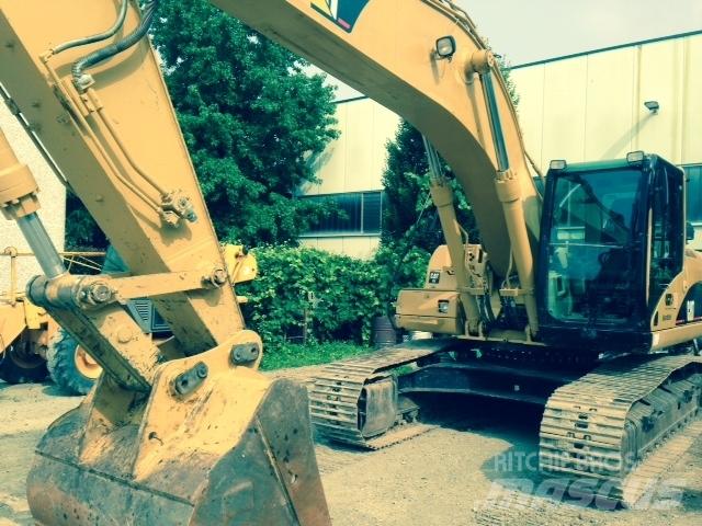 CAT 325CL Paletli ekskavatörler