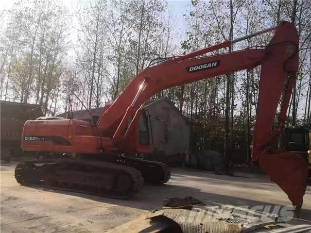 Doosan DH225LC-7 Paletli ekskavatörler