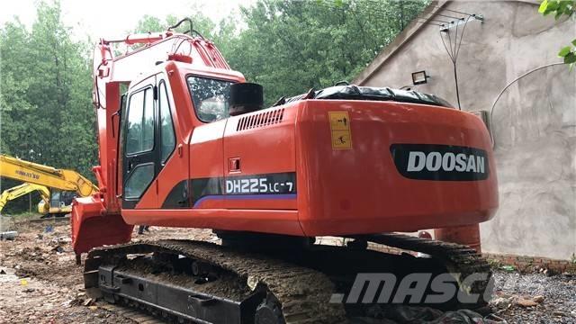 Doosan DH225LC-7 Paletli ekskavatörler