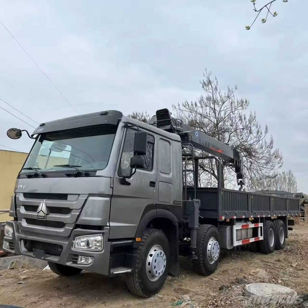 Howo 371 8x4 Araç üzeri vinçler