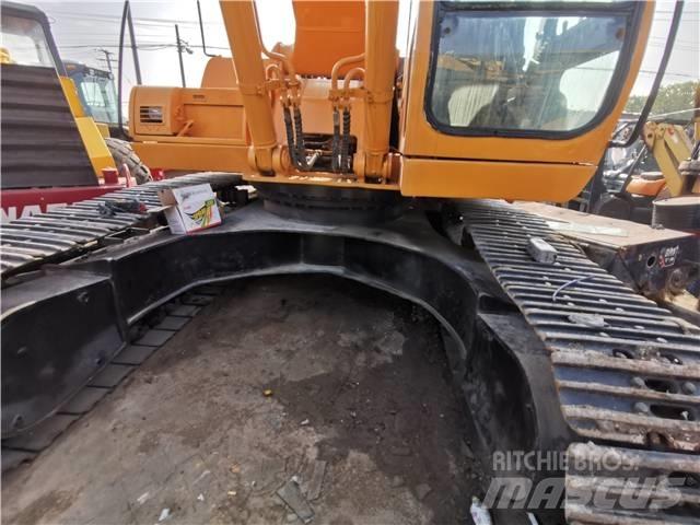 Hyundai R300LC-7 Paletli ekskavatörler