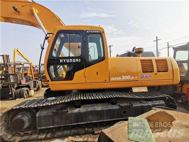 Hyundai R300LC-7 Paletli ekskavatörler