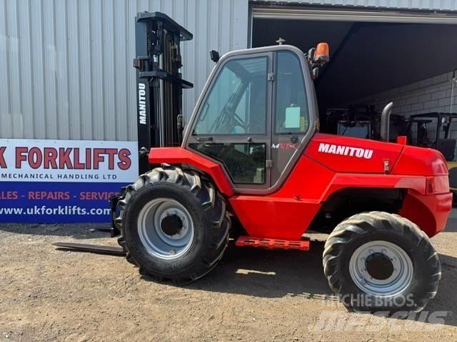 Manitou M 26.4 Arazi tipi forklift