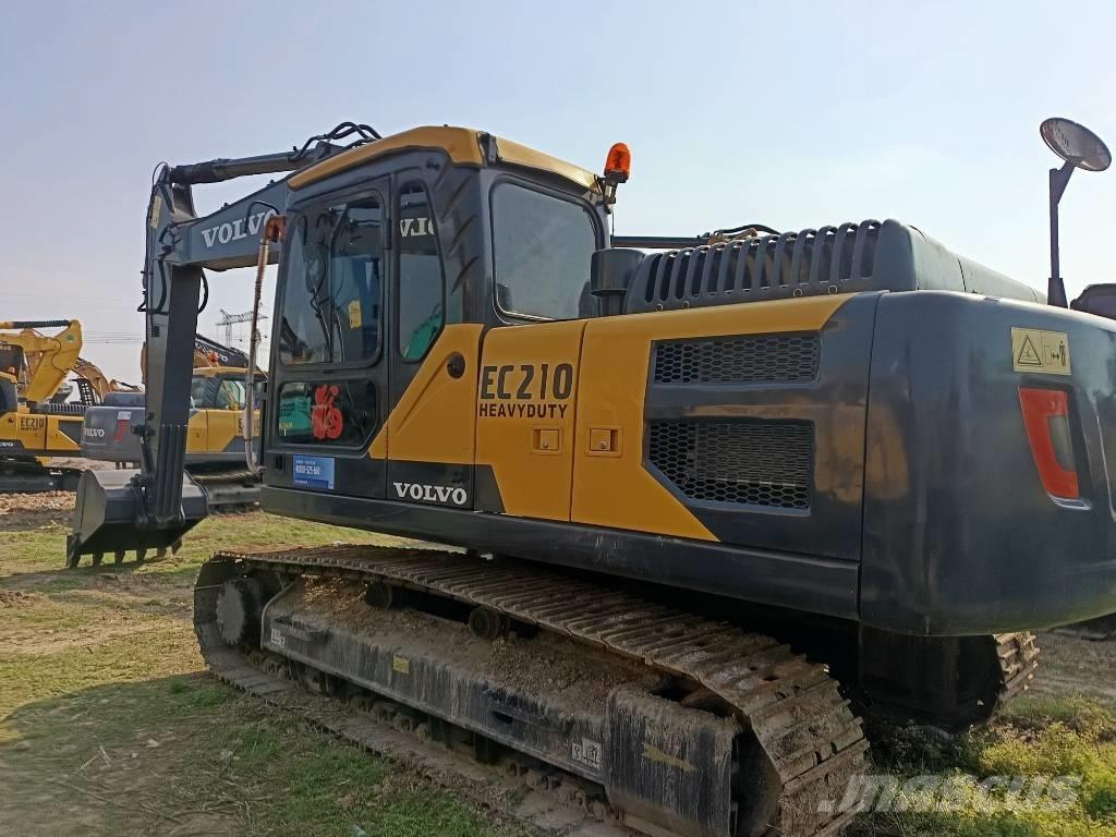 Volvo EC 210 Paletli ekskavatörler