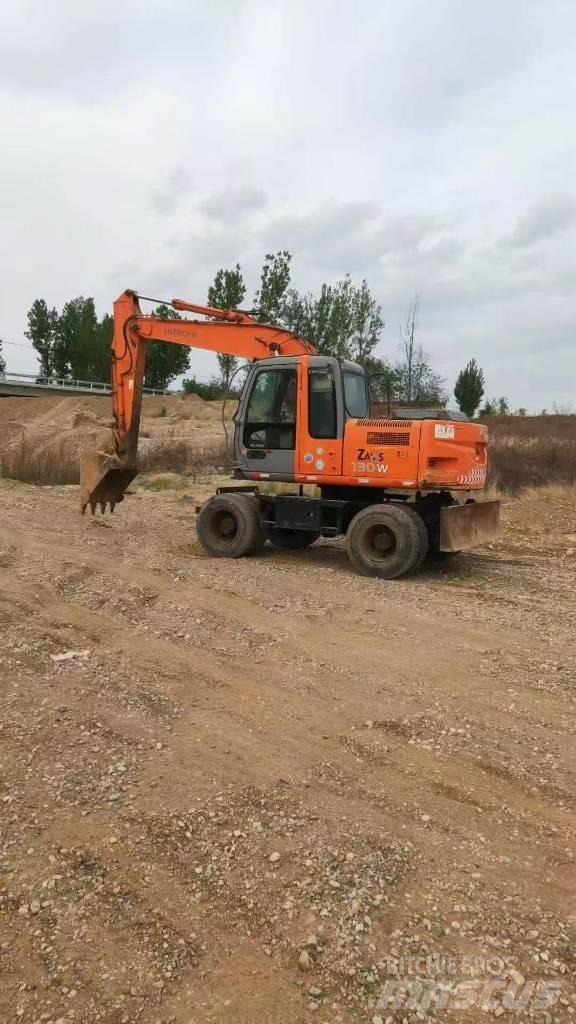 Hitachi ZX130W Lastik tekerli ekskavatörler