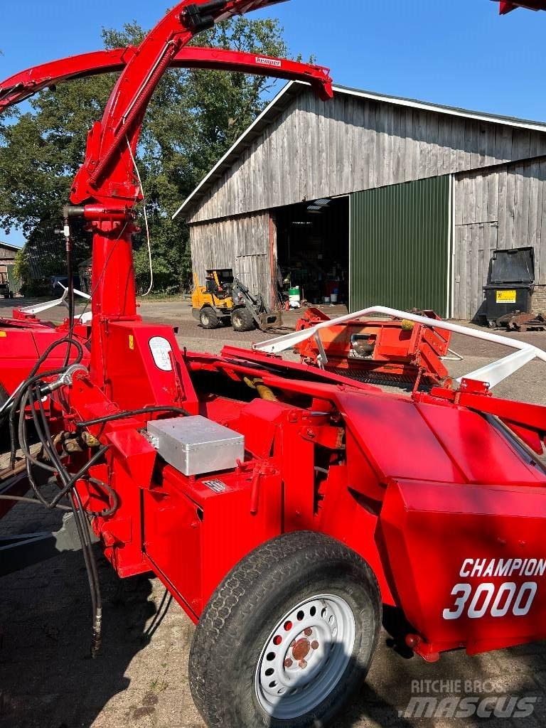 Kemper Champion 3000 Silaj makinasi