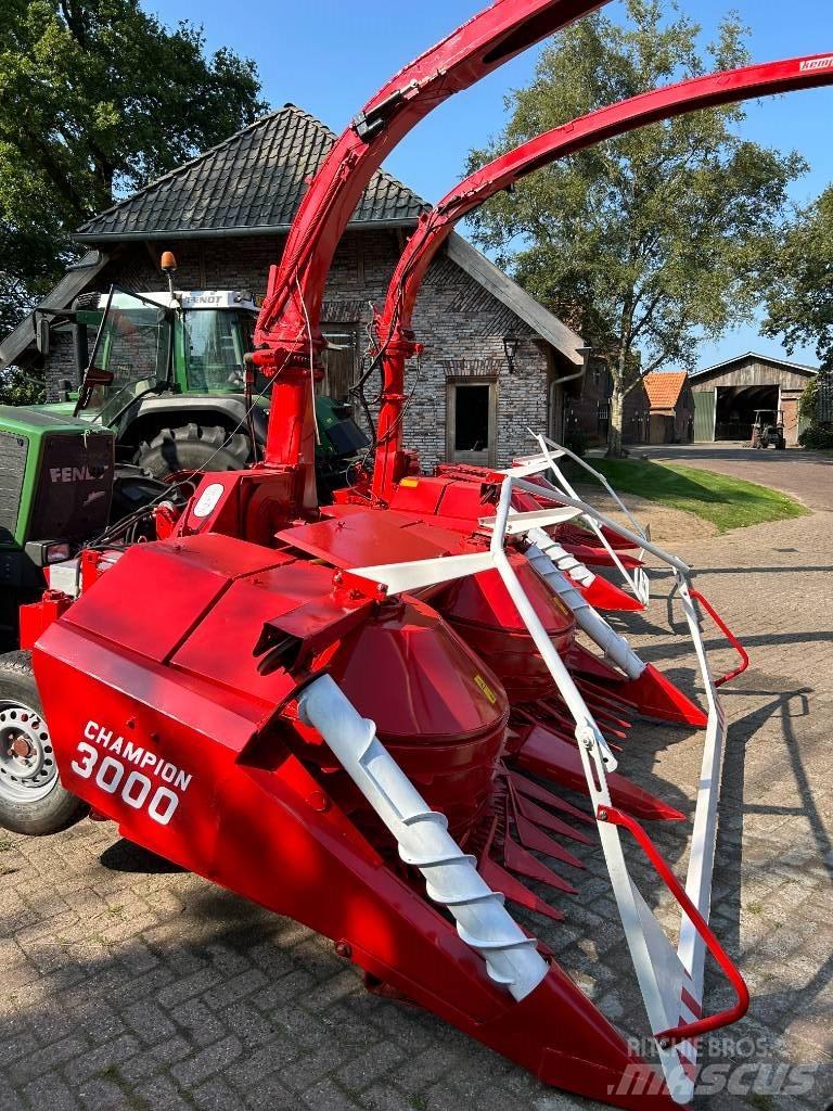 Kemper Champion 3000 Silaj makinasi
